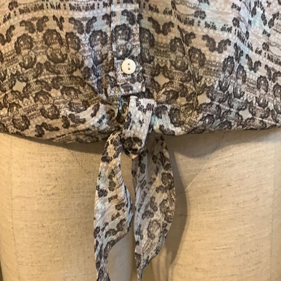 American red button down blouse size small - Picture 4 of 7